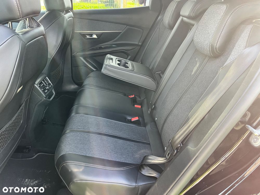 Peugeot 3008 BlueHDi 130 Stop & Start EAT8 Allure Business-Paket - 37