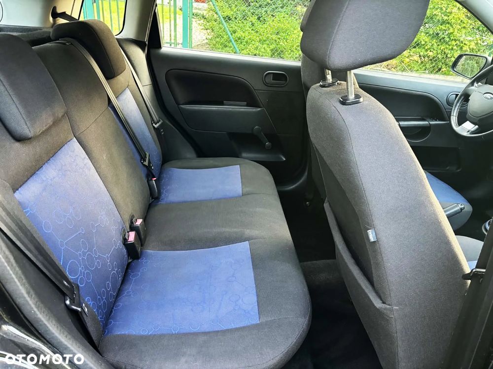 Ford Fiesta 1.3 Fun - 37