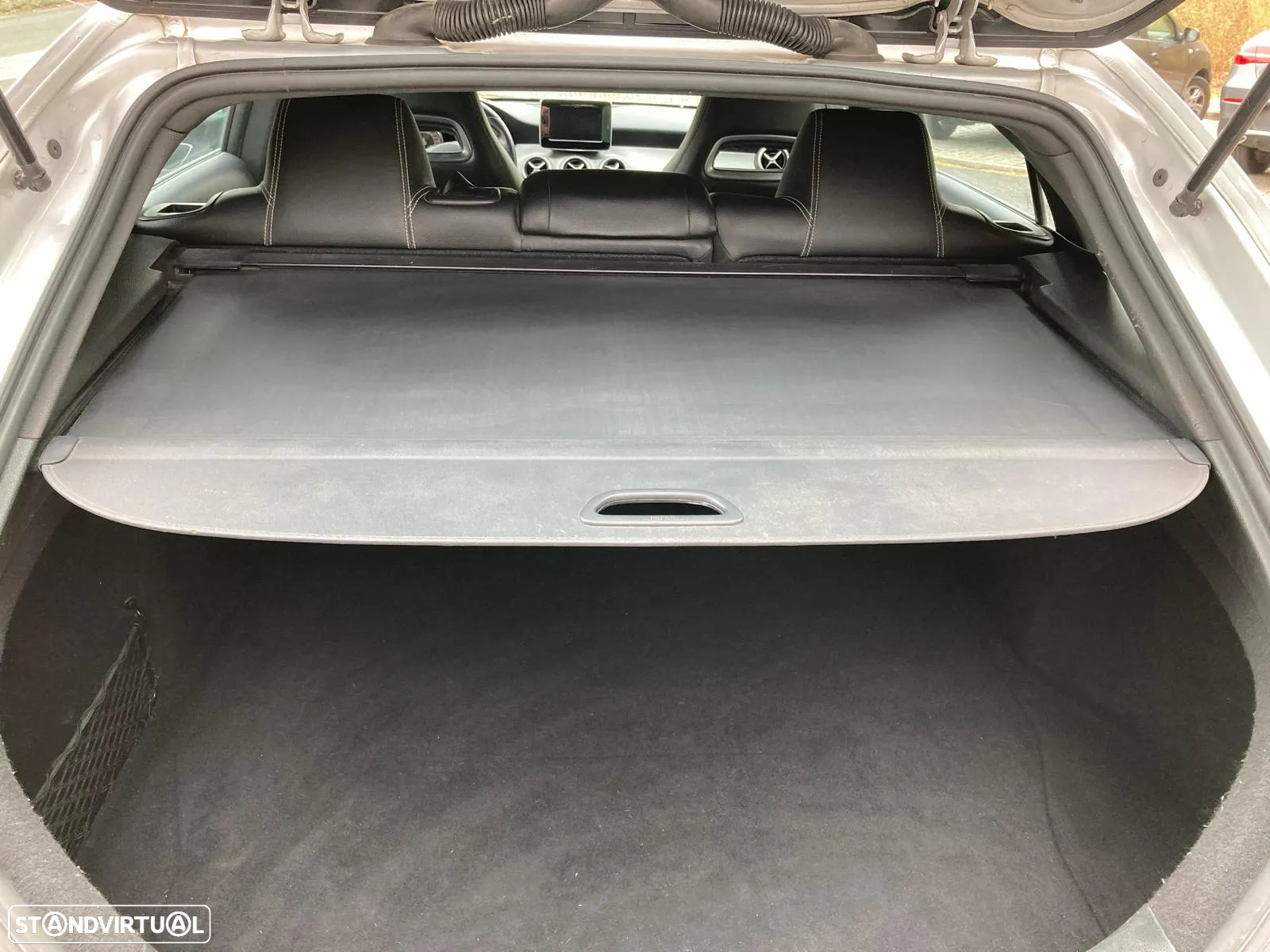Mercedes-Benz CLA 200 d Shooting Brake - 29