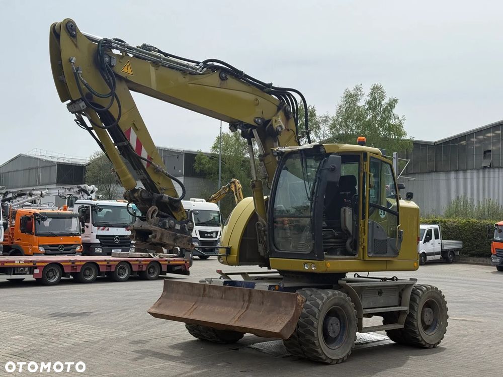 Liebherr A918 COMPACT LITRONIC - 1