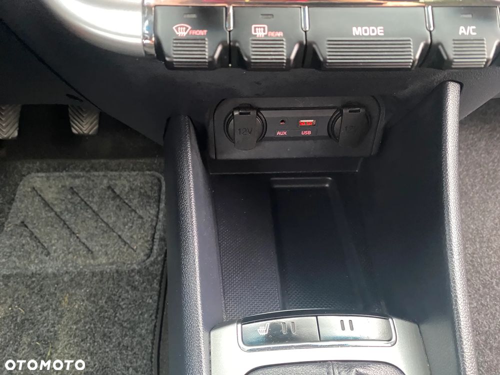 Kia Rio - 24
