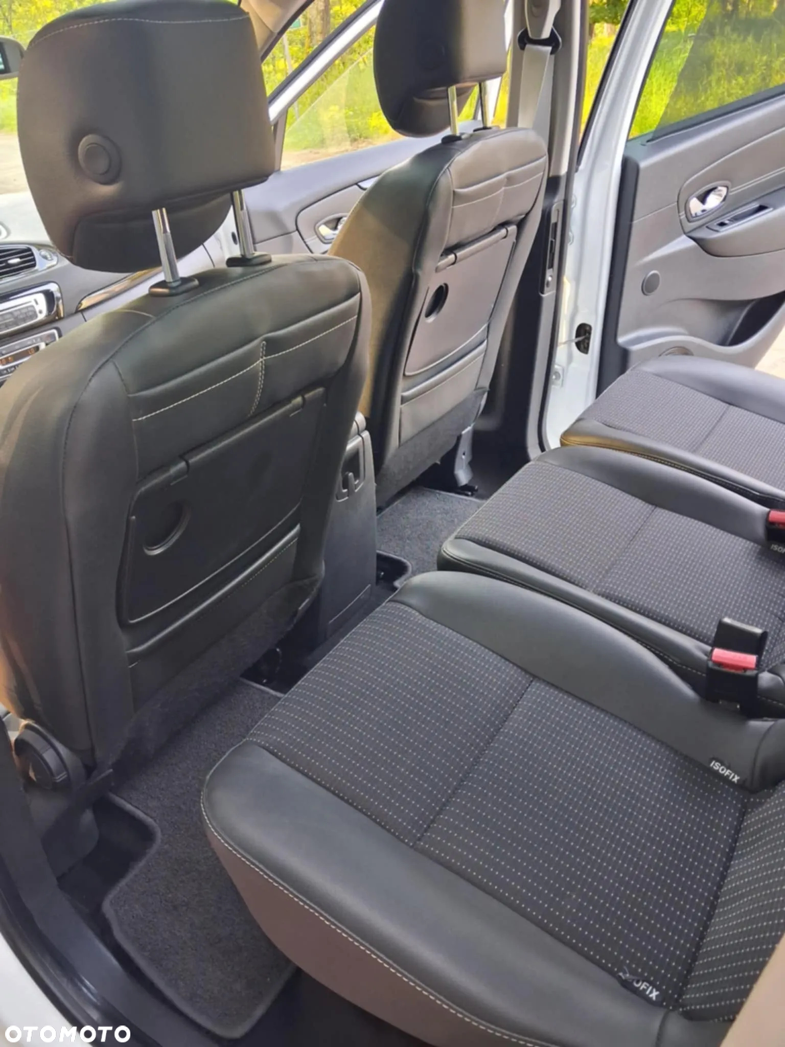Renault Scenic 1.6 dCi Energy Bose Edition S&S - 12