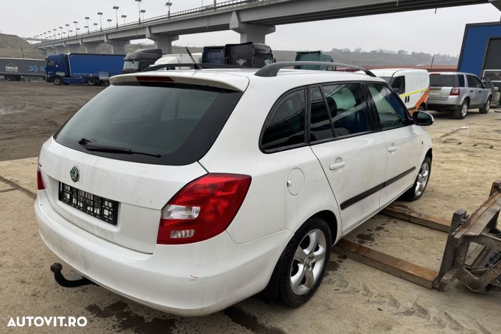 Aripa fata stanga Skoda Fabia 2 [facelift] [2010 - 2014] - 3