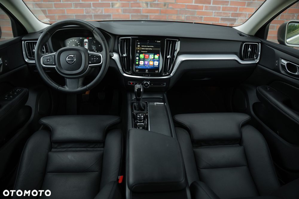 Volvo V60 D3 Momentum Core - 5