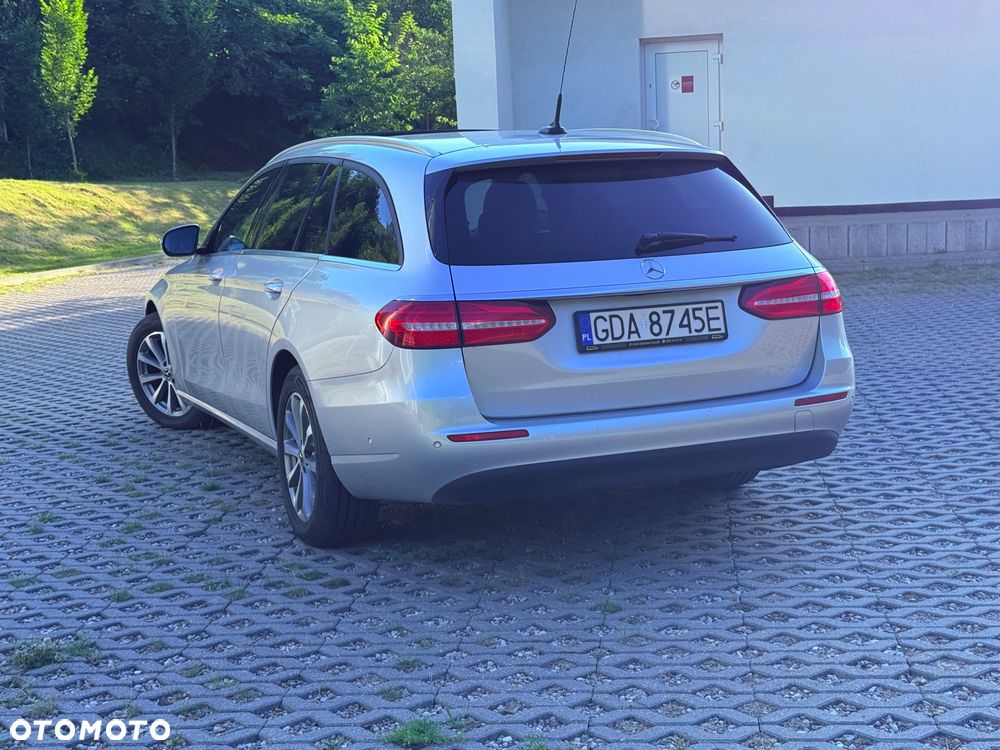 Mercedes-Benz Klasa E 300 d 9G-TRONIC Exclusive - 11