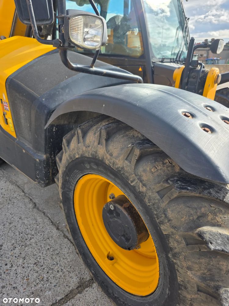 JCB 535-95 AGRI SUPER + 2 łyżki + widły - 33