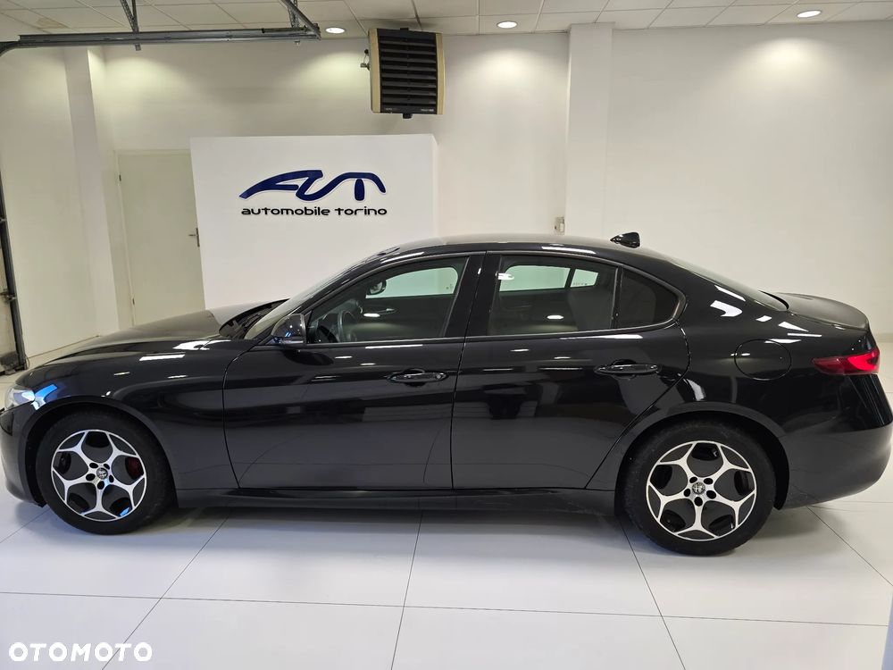 Alfa Romeo Giulia 2.0 Turbo - 6