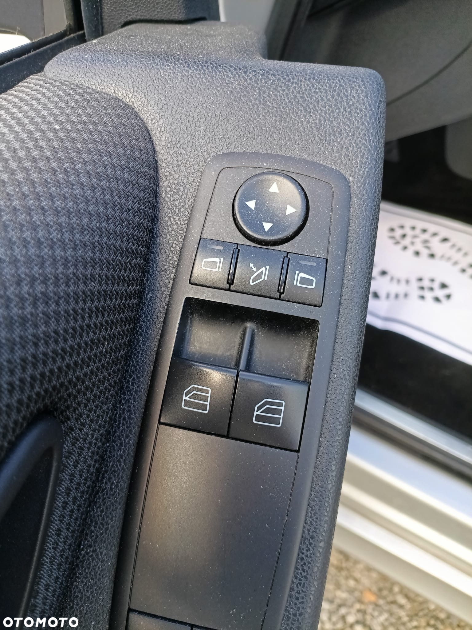 Mercedes-Benz Klasa B 170 - 12
