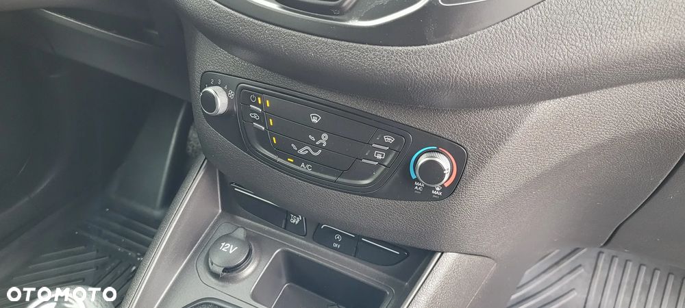 Ford TRANSIT COURIER - 13