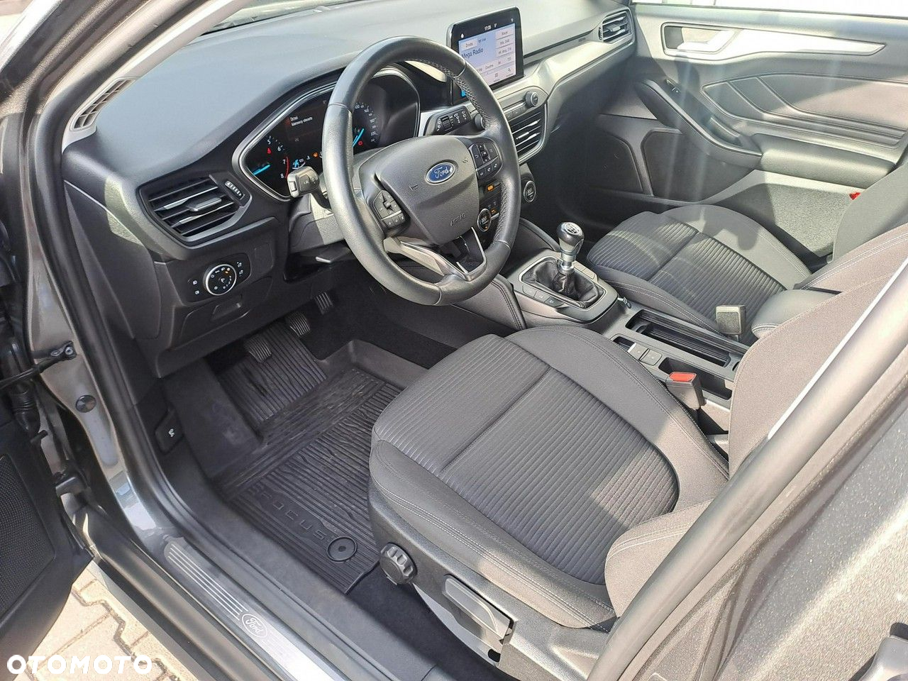 Ford Focus - 9