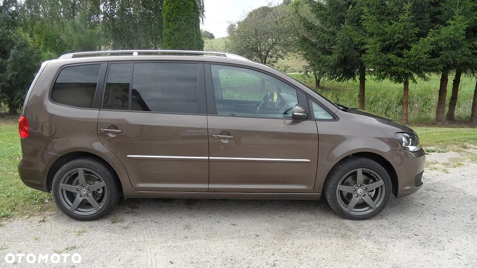 Volkswagen Touran 2.0 TDI DPF Highline DSG - 4