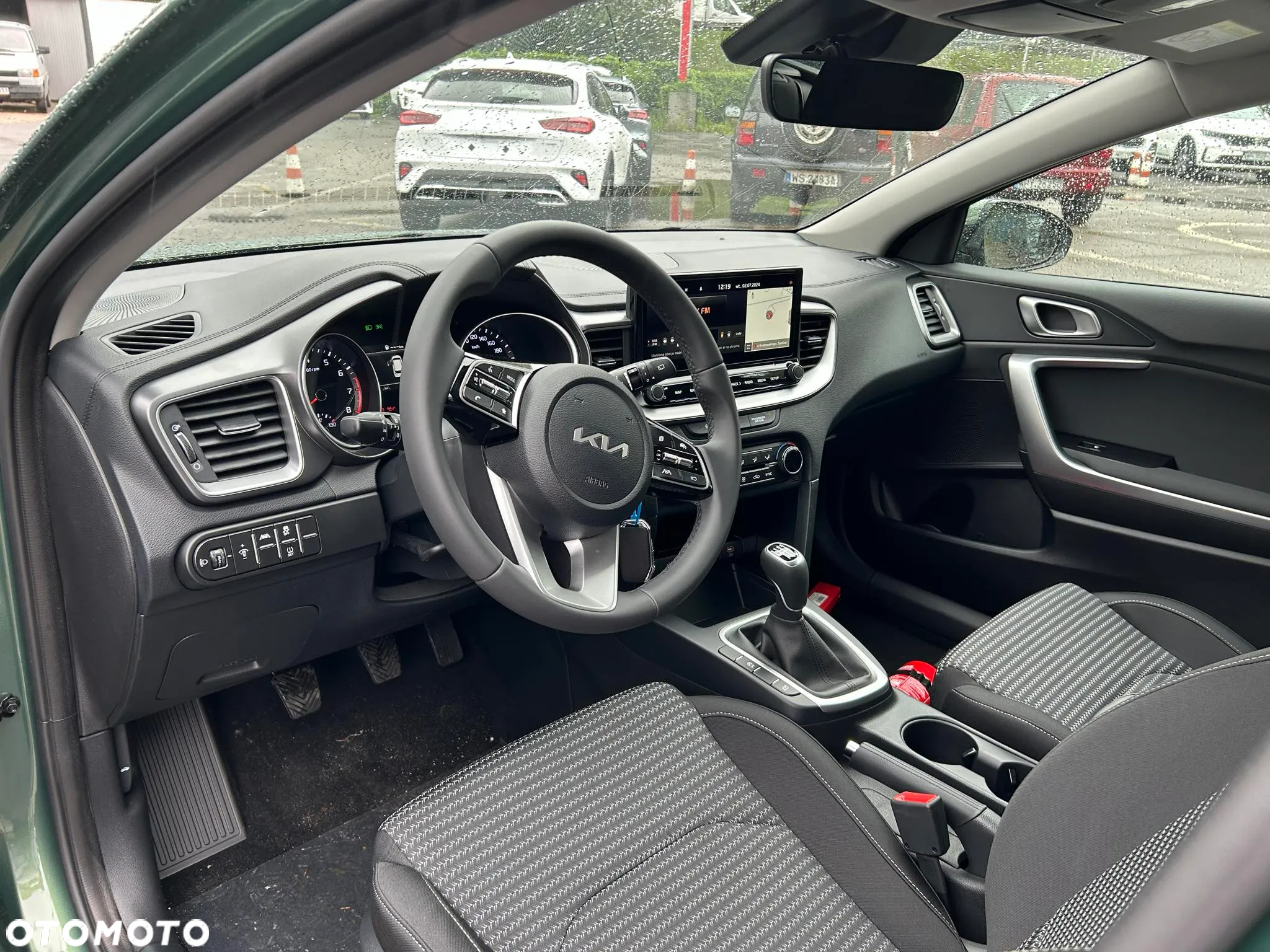 Kia Ceed 1.5 T-GDI M - 12