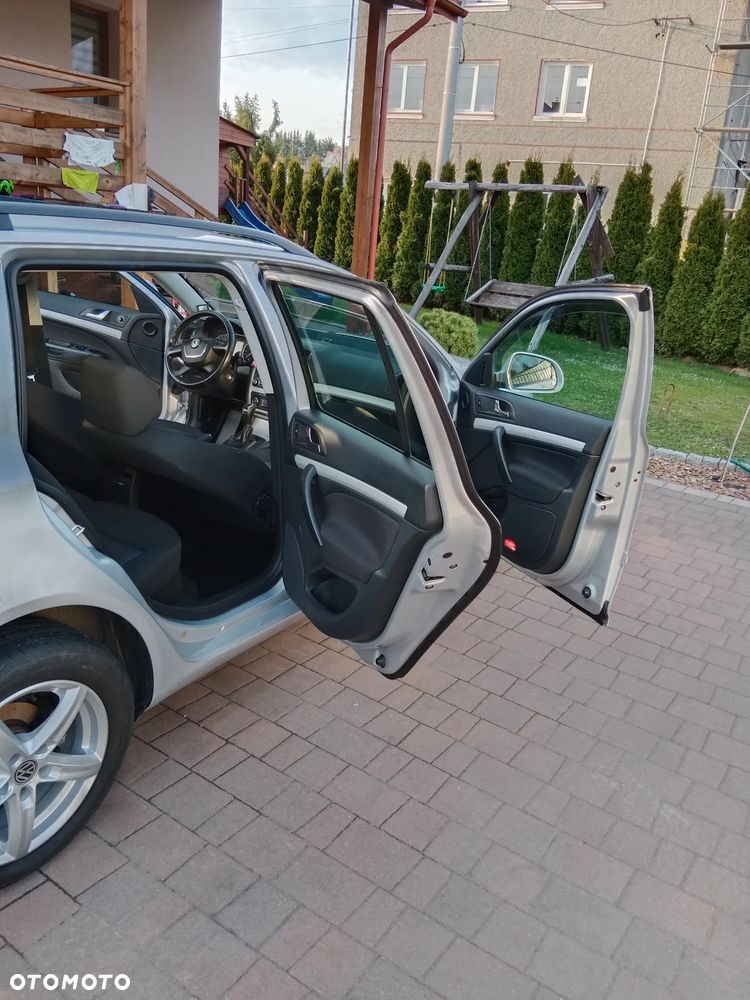 Skoda Octavia 1.6 TDI DPF Ambition - 5