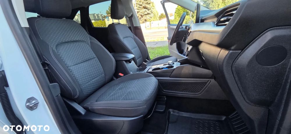 Ford Kuga 1.5 EcoBlue TITANIUM - 36