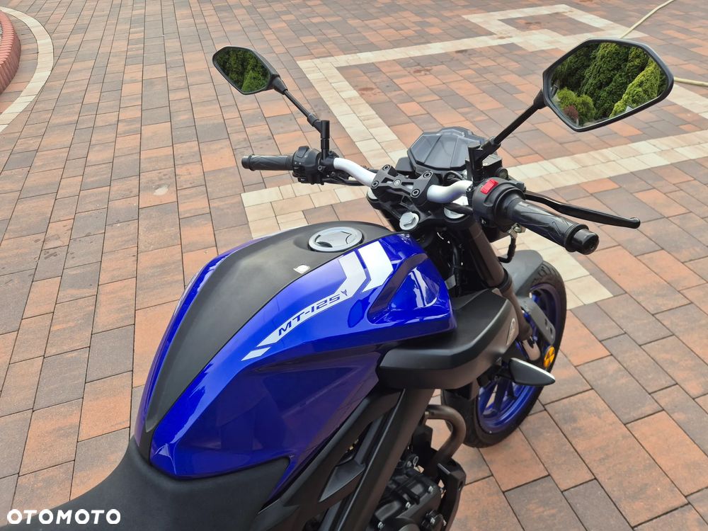 Yamaha MT - 8