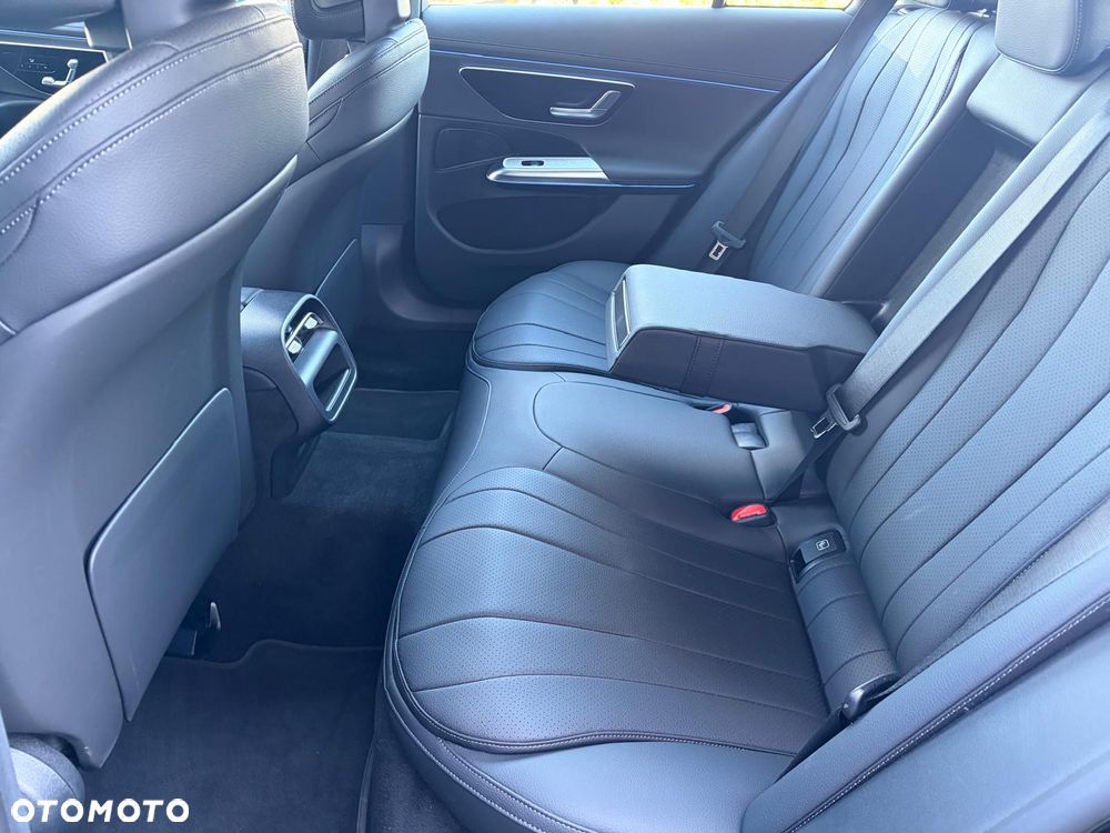 Mercedes-Benz Klasa E 300 de PHEV 4-Matic All-Terrain Avantgarde 9G-Tronic - 17