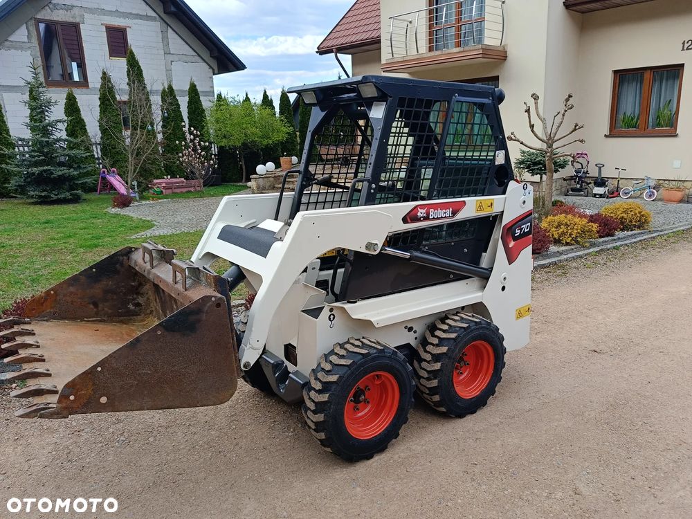 Bobcat S70 - 2
