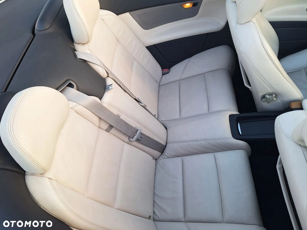 Volvo C70 - 23