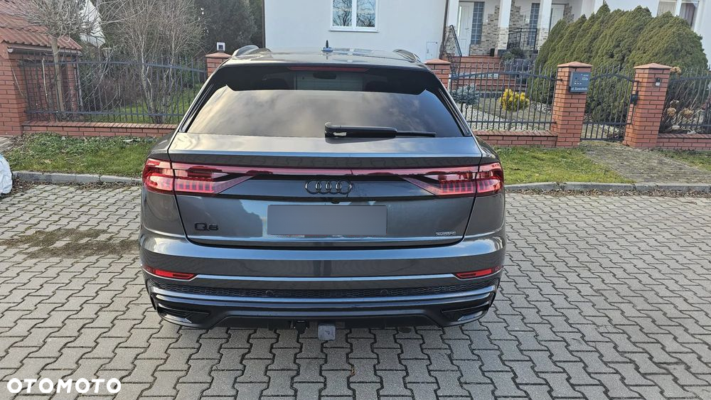 Audi Q8 - 13