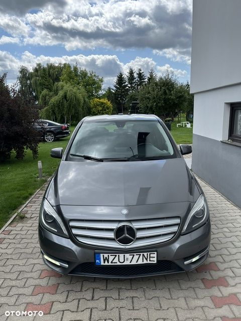 Mercedes-Benz Klasa B 180 7G-DCT Style - 15