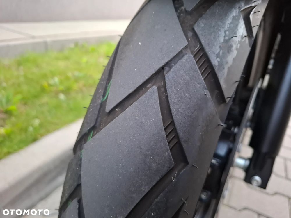 Suzuki V-STROM - 7