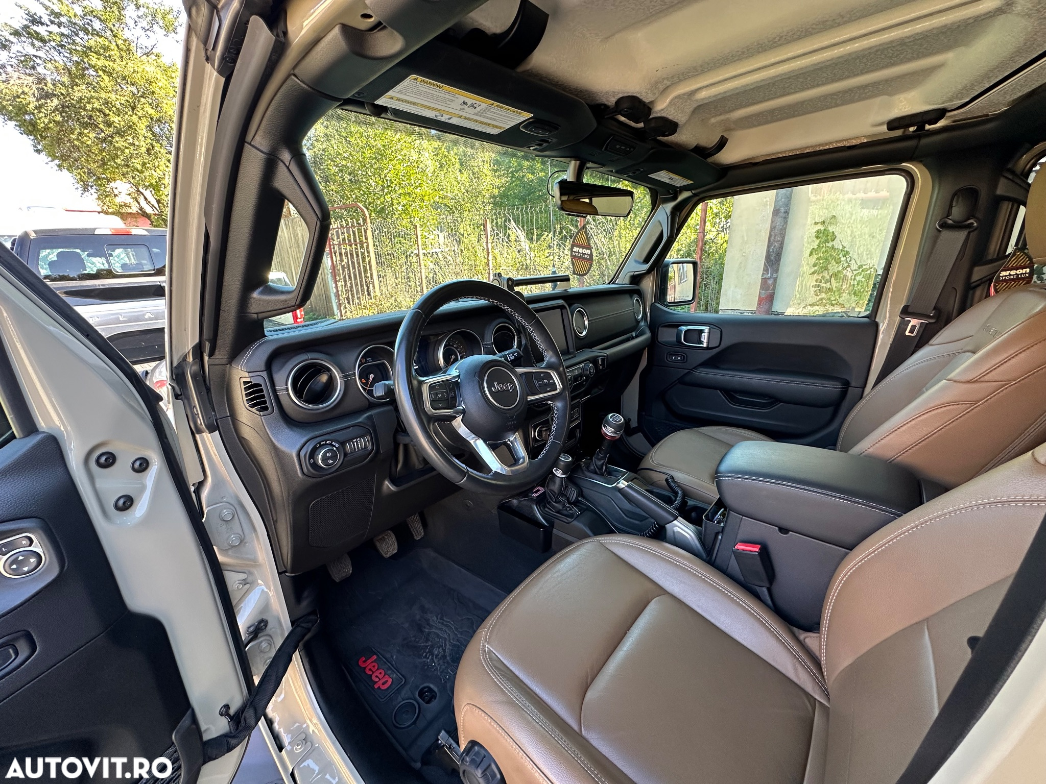 Jeep Gladiator - 11