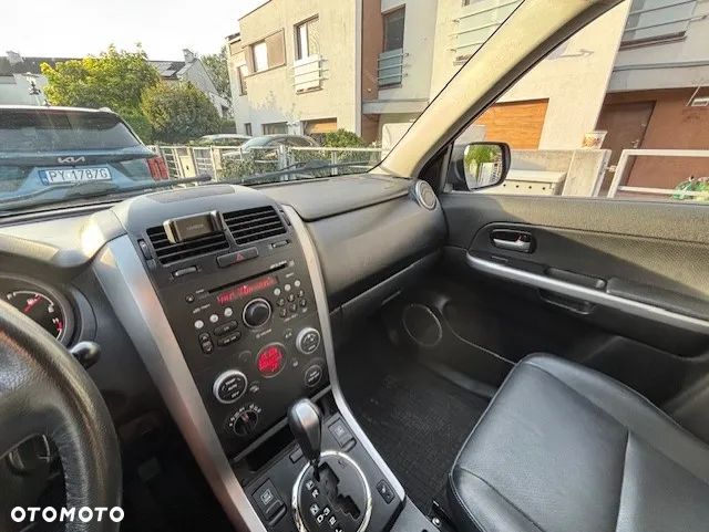 Suzuki Grand Vitara 2.4 Premium EU5 - 11