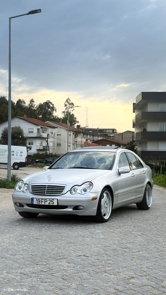 Mercedes-Benz C 320 4Matic Avantgarde - 1