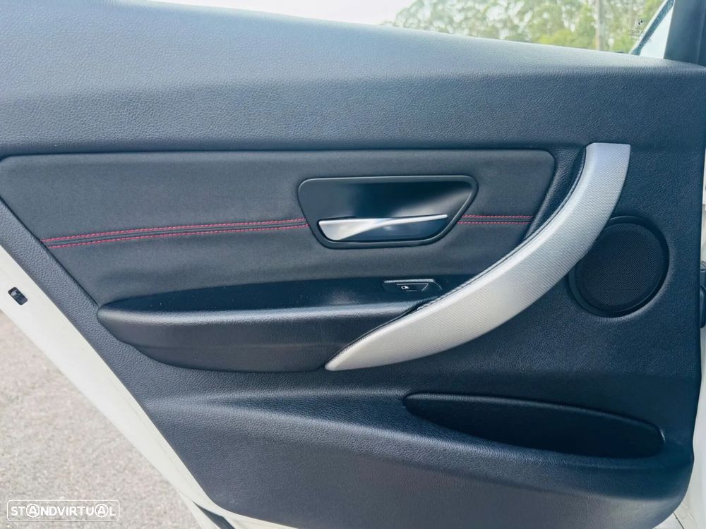 BMW 320 d Pack M - 39