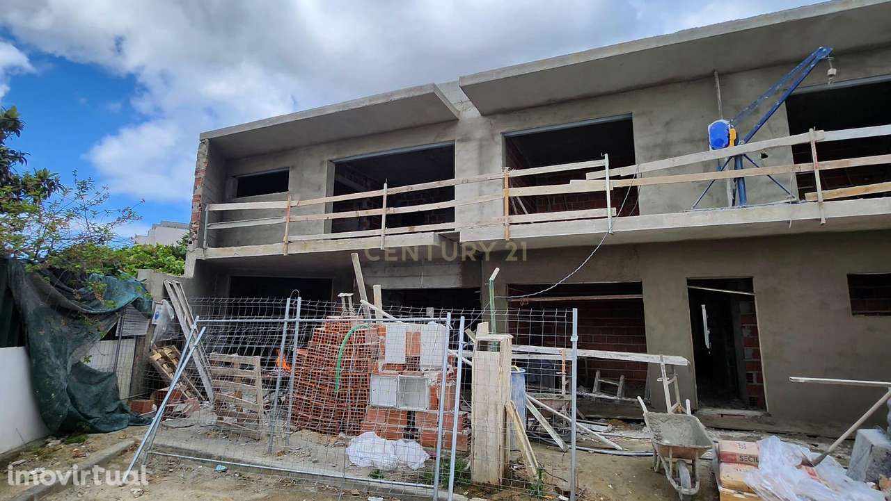 Moradia geminada T4 em construção - Grande imagem: 3/7