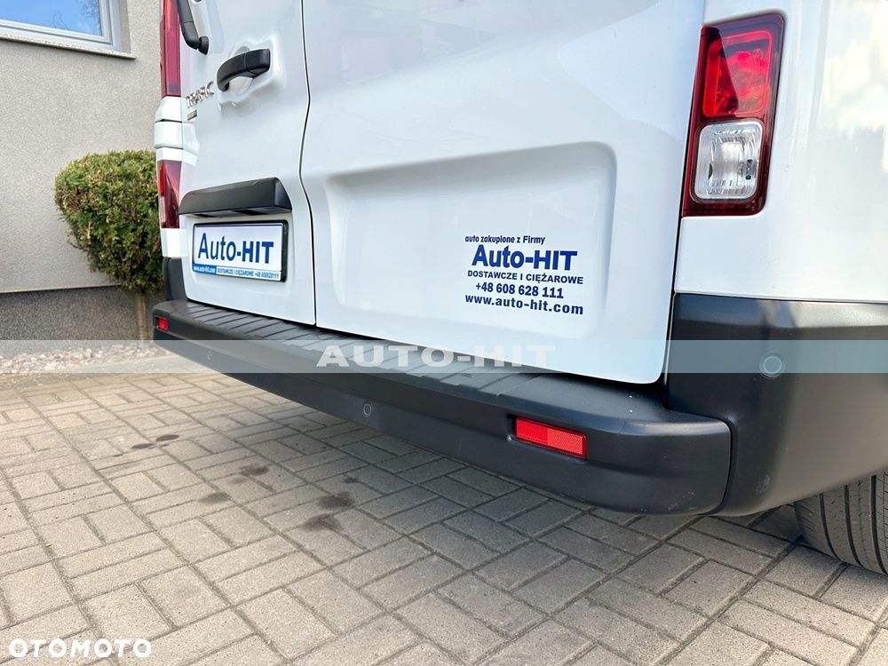 Renault Trafic - 16