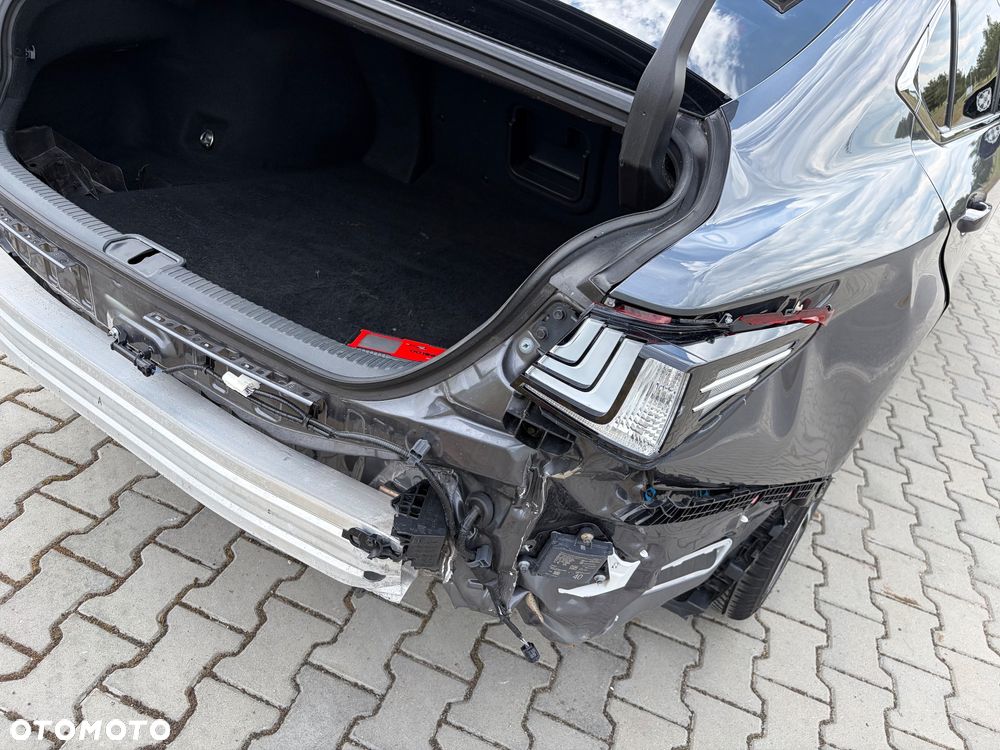 Lexus ES 300h - 7