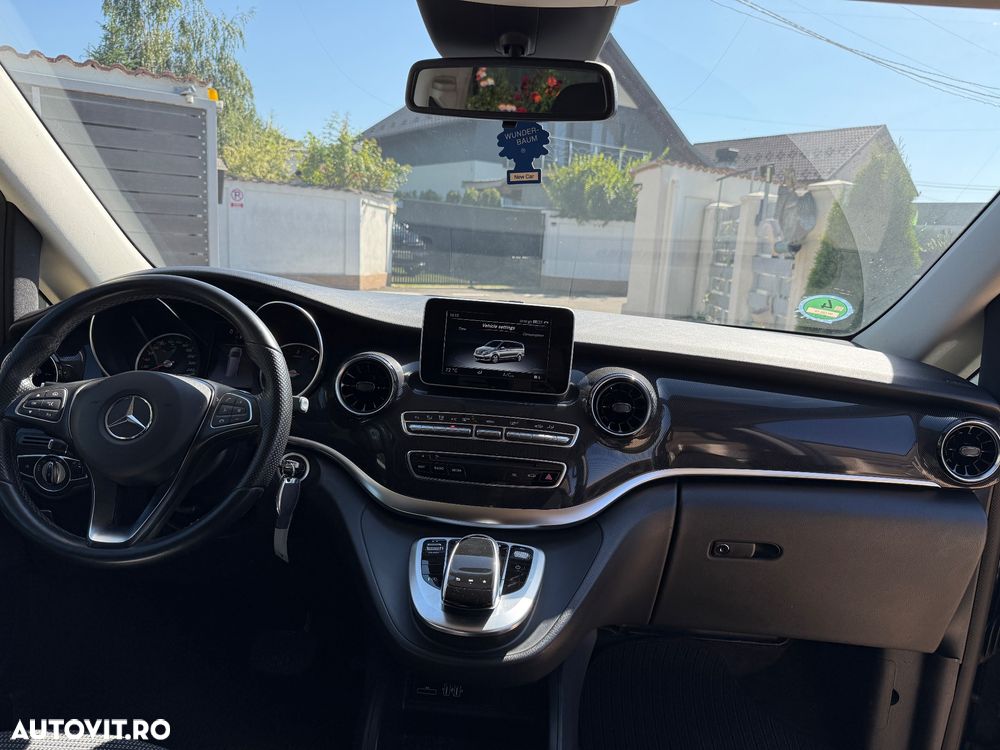 Mercedes-Benz V 220 d lang 9G-TRONIC - 17