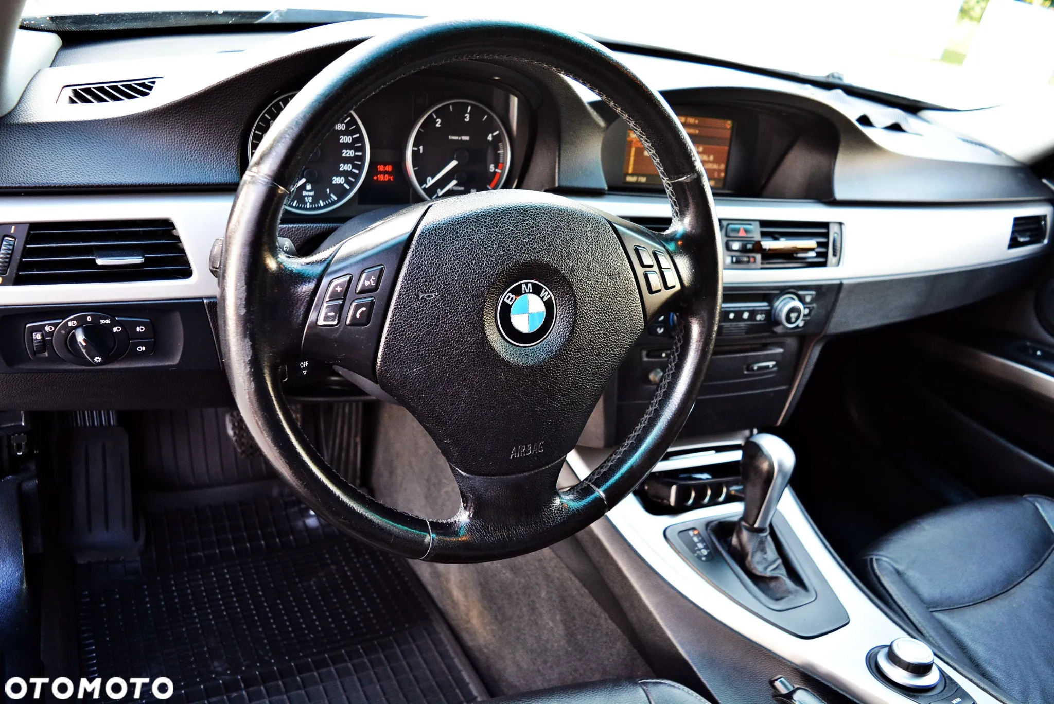 BMW Seria 3 320d DPF Touring Edition Fleet Sport - 9