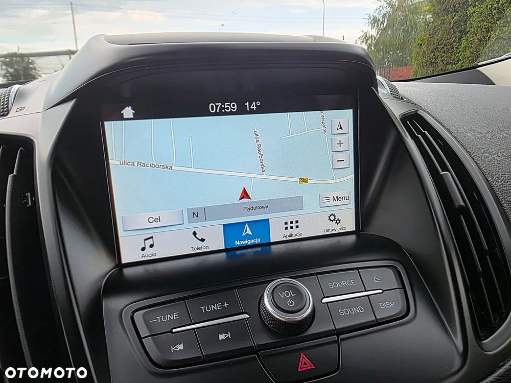 Ford Kuga 1.5 EcoBoost 2x4 Titanium - 12