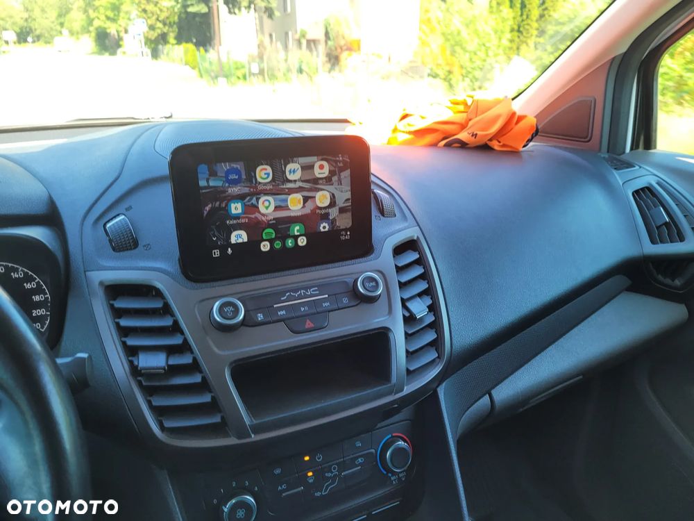 Ford Transit connect - 8