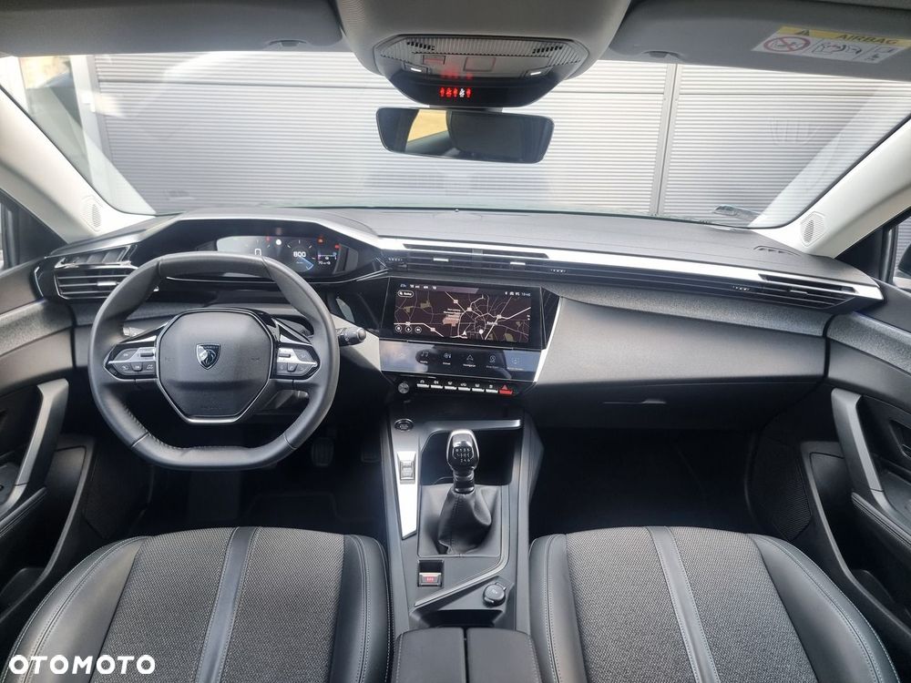 Peugeot 308 1.2 PureTech Allure S&S - 28