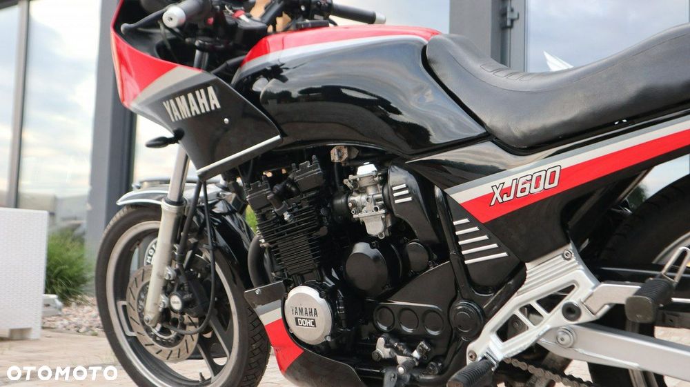 Yamaha XJ - 4