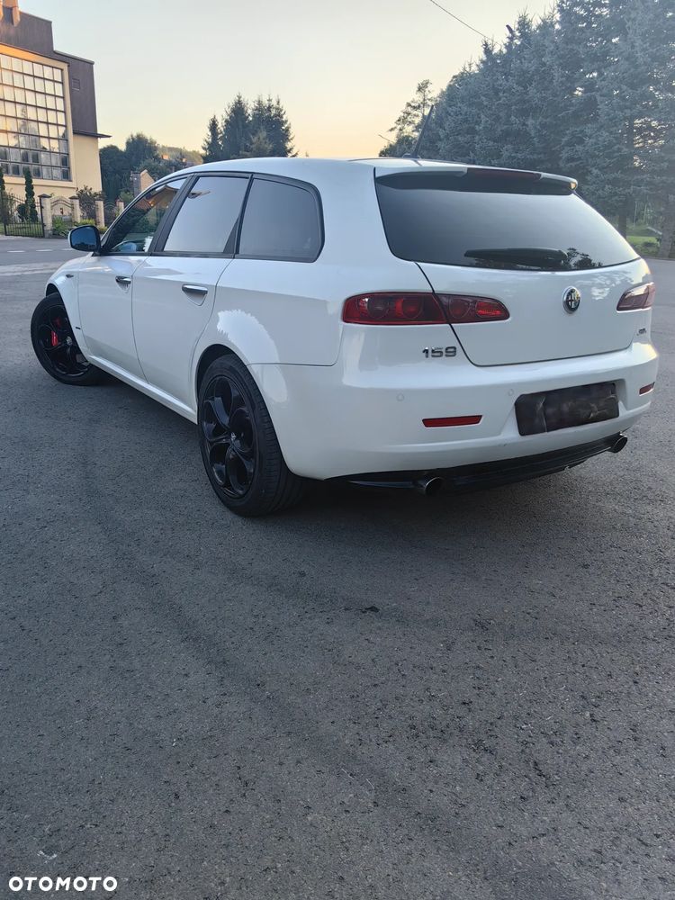 Alfa Romeo 159 - 5