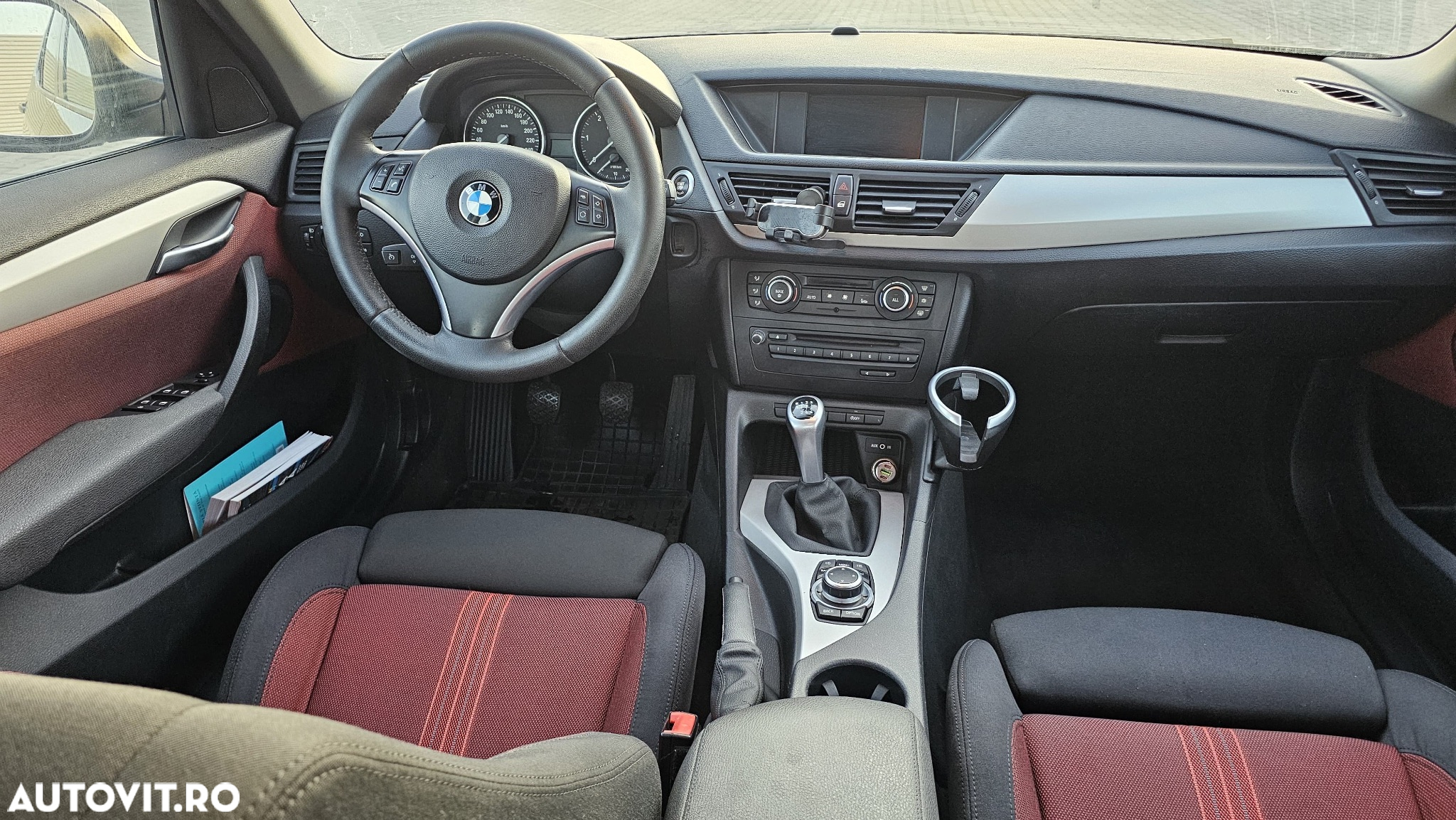 BMW X1 sDrive18d - 8