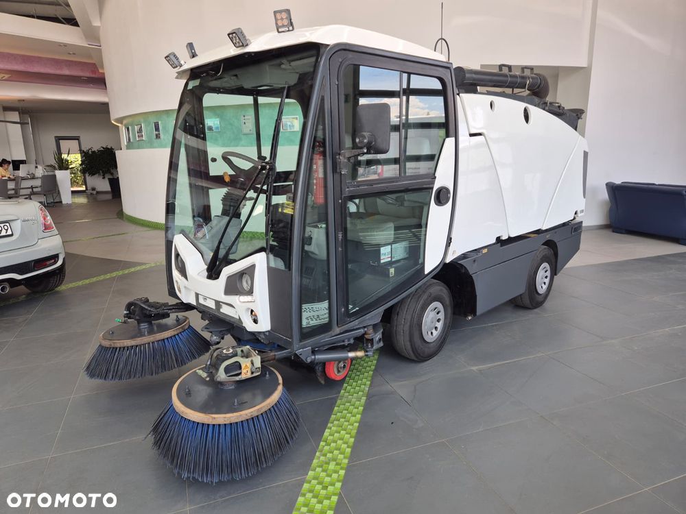 Inny Johnston C200 / KOMPAKTOWA ZAMIATARKA DROGOWA / BUCHER JOHNSTON / SSĄCA / EURO 6 / SERWISOWANA / NISKIE MOTOGODZINY / MOŻLIWY TRANSPORT - 11