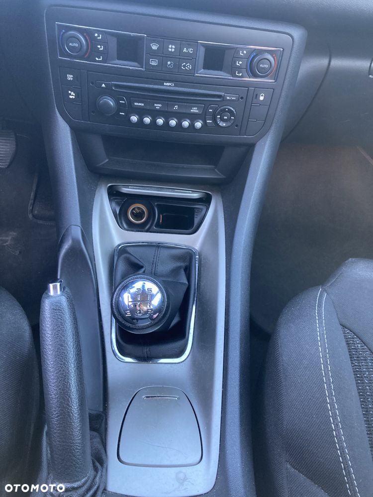 Citroën C5 1.6 HDi Attraction - 25