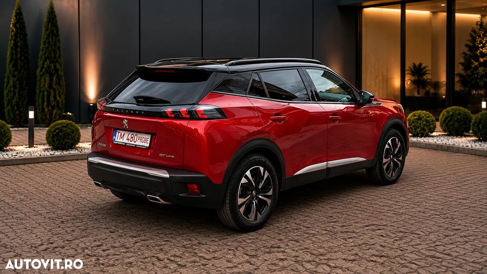 Peugeot 2008 1.2 PureTech EAT8 STT GT - 4