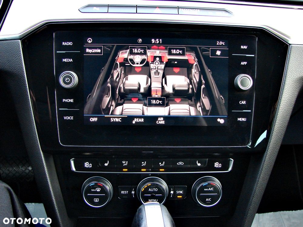 Volkswagen Passat Variant 2.0 TDI SCR DSG Highline - 23