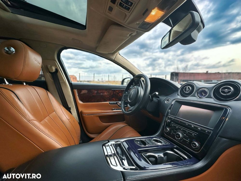 Jaguar XJ 3.0 V6 Premium Luxury Aut SWB - 5
