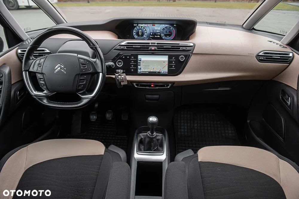 Citroën C4 Picasso 1.2 PureTech Exclusive - 22