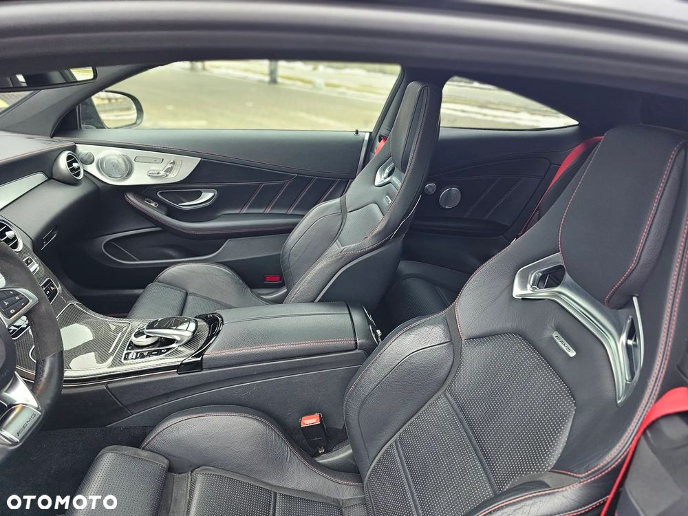 Mercedes-Benz Klasa C AMG 43 4Matic 9G-TRONIC - 17
