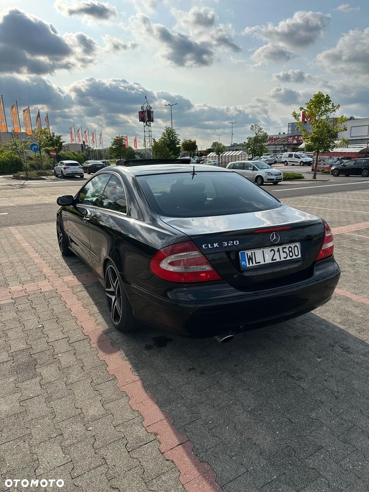 Mercedes-Benz CLK - 2