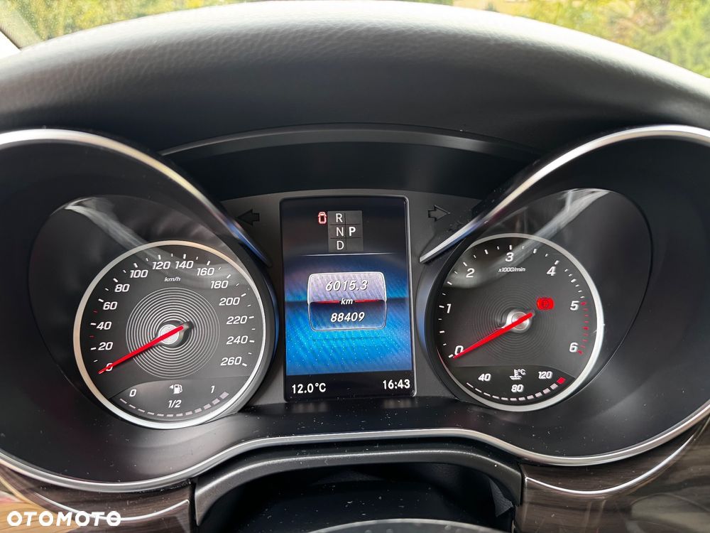 Mercedes-Benz Klasa V 300 d Avantgarde 9G-Tronic (ekstra d³) - 11
