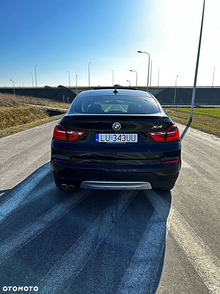 BMW X4 xDrive28i xLine - 11